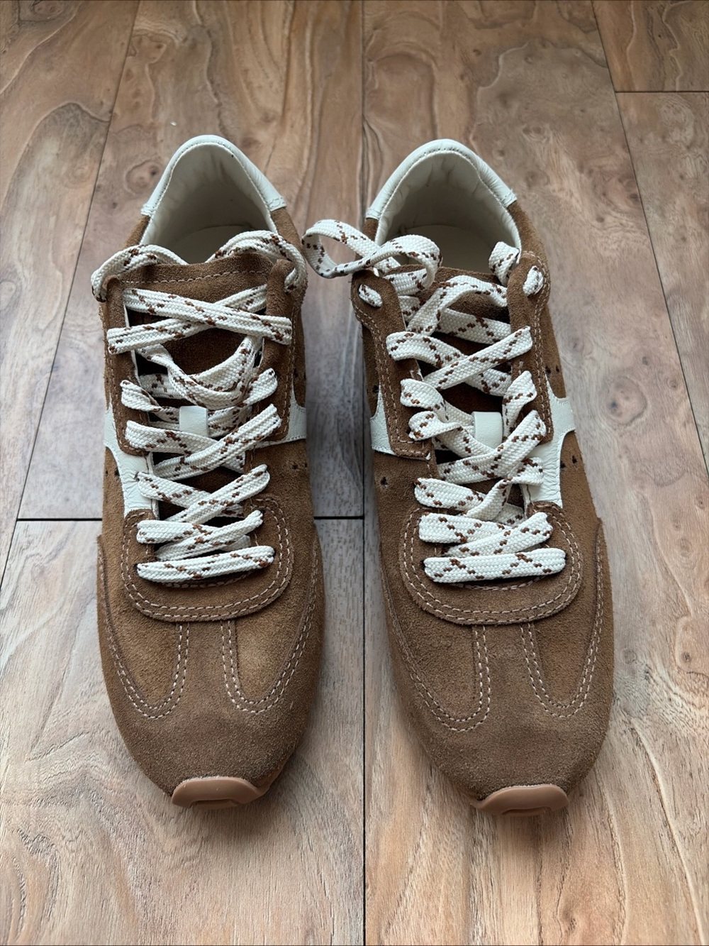 Stella Sneaker In Russet Suede and Ivory Leather Larroudé 8 Missing Brown laces